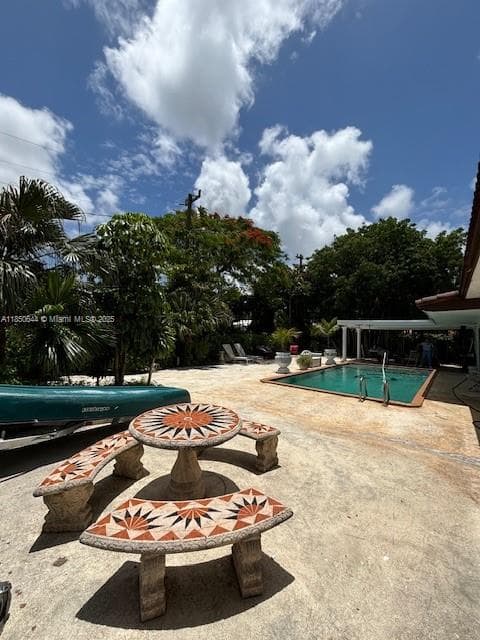 6440 Miller Dr, South Miami FL 33155 — 3