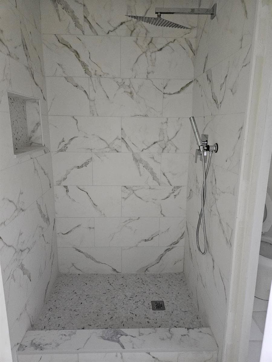 21109 NE 3 Court, Miami FL 33179 — 14