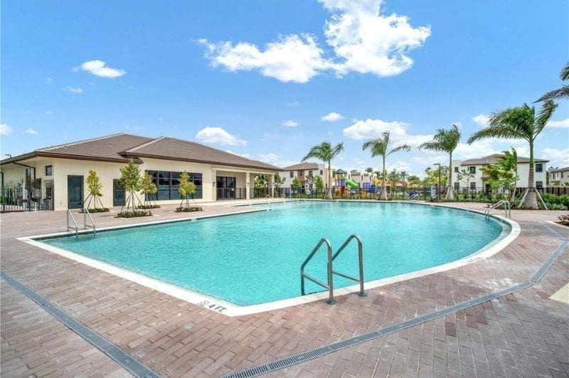 340 NE 208th Terrace # 340, Miami FL 33179 — 36