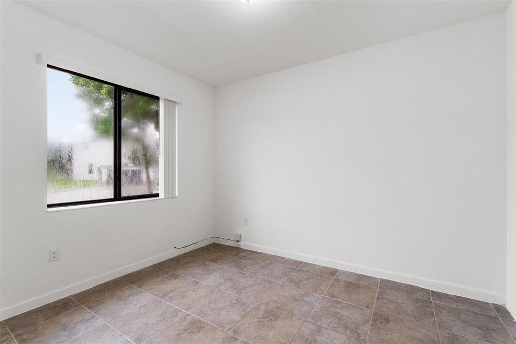 340 NE 208th Terrace # 340, Miami FL 33179 — 28