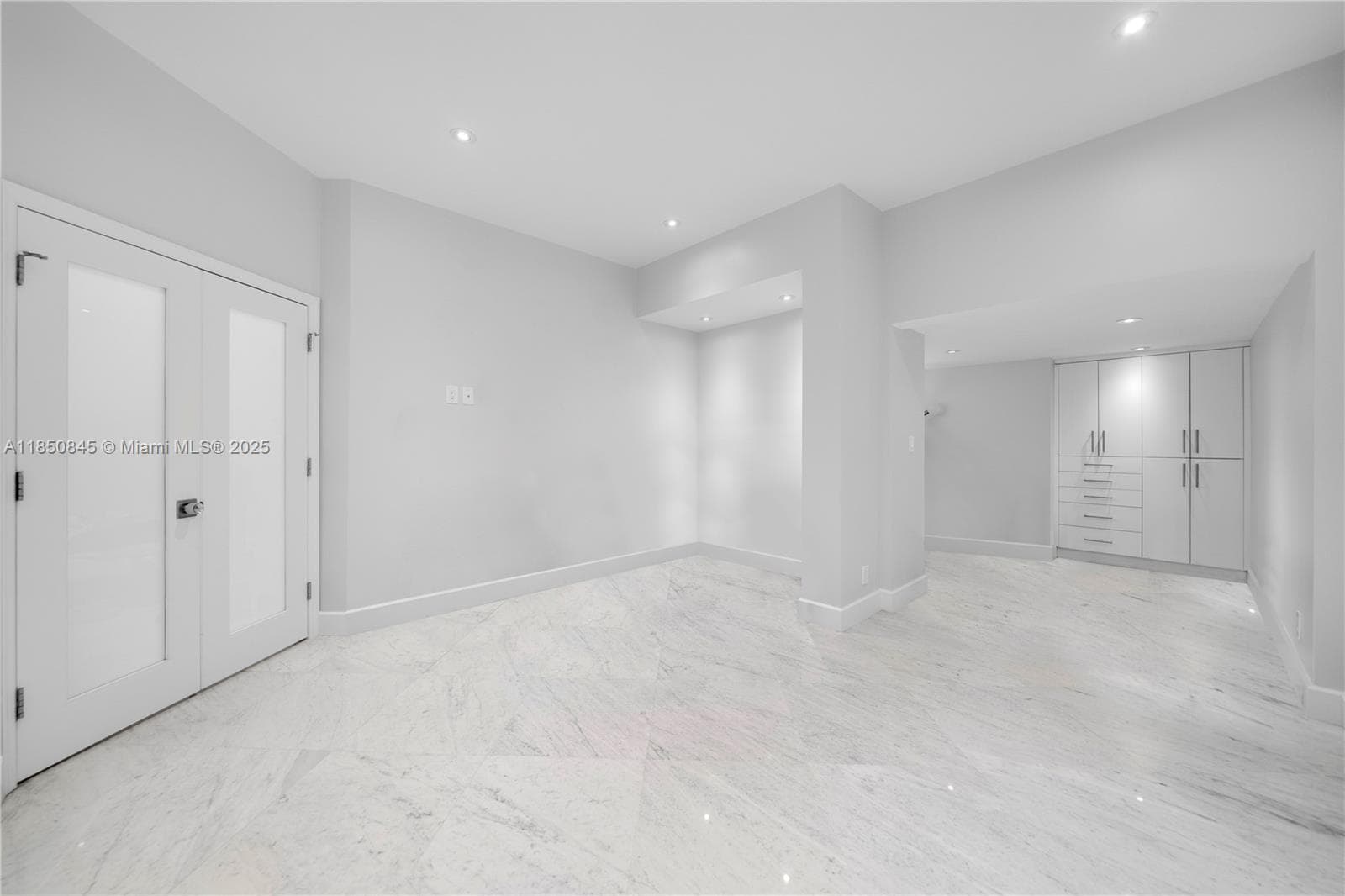 1558 NE Quayside Ter # D10, Miami FL 33138 — 6