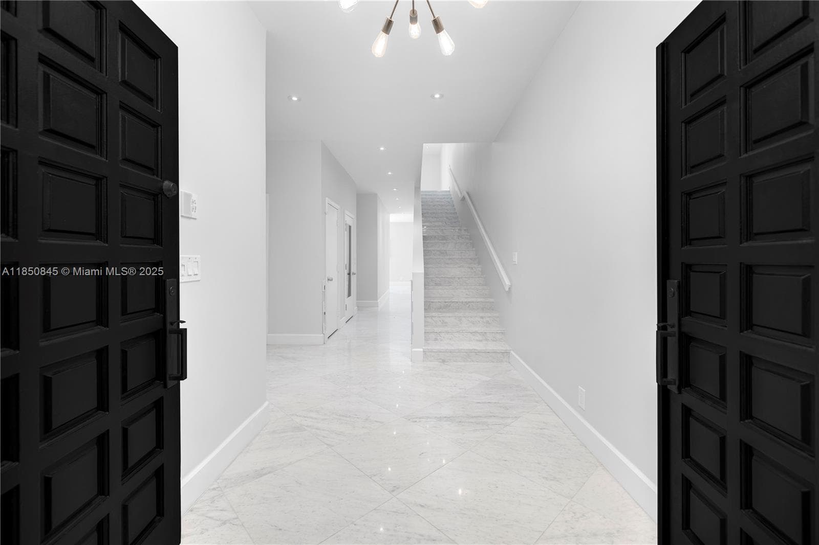 1558 NE Quayside Ter # D10, Miami FL 33138 — 5
