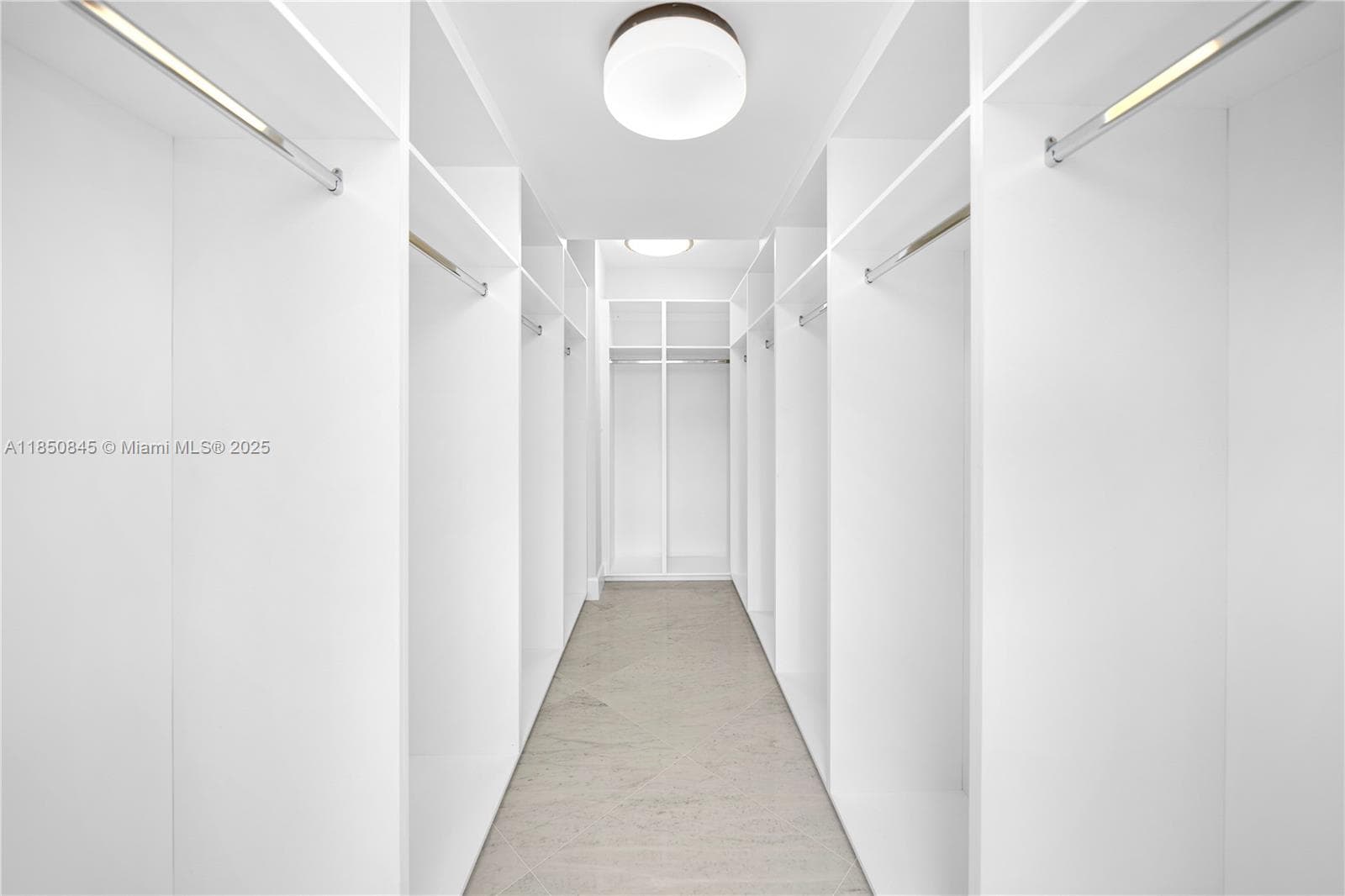 1558 NE Quayside Ter # D10, Miami FL 33138 — 38