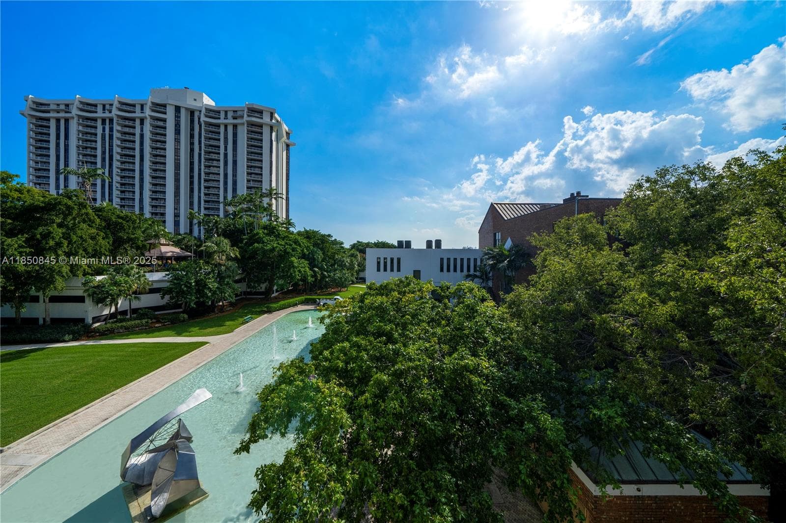 1558 NE Quayside Ter # D10, Miami FL 33138 — 48