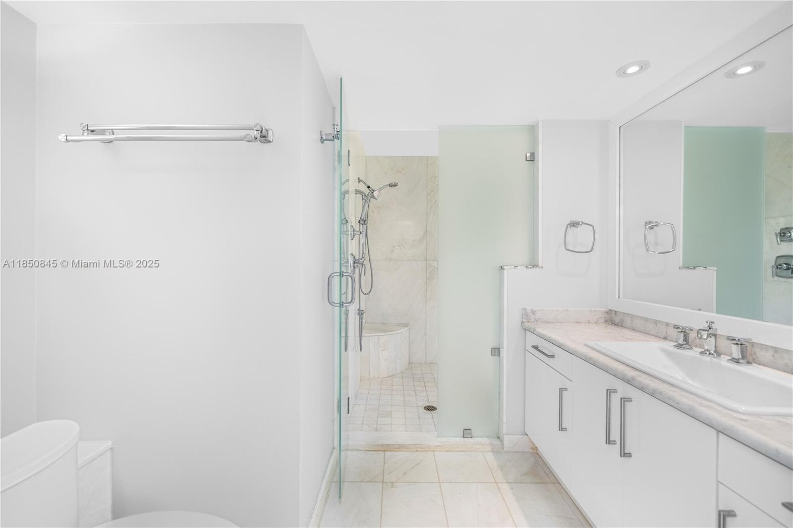 1558 NE Quayside Ter # D10, Miami FL 33138 — 39