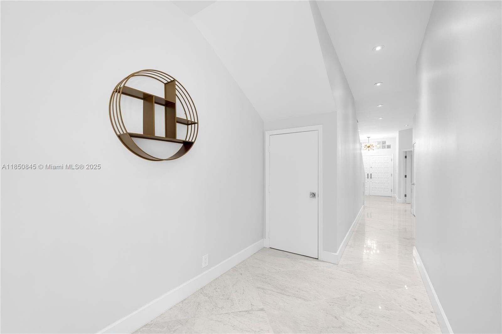 1558 NE Quayside Ter # D10, Miami FL 33138 — 4