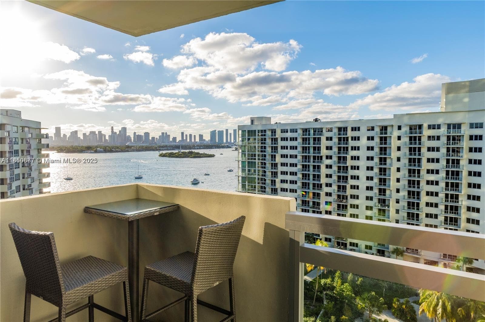 1500 Bay Rd # 1464S, Miami Beach FL 33139 — 1