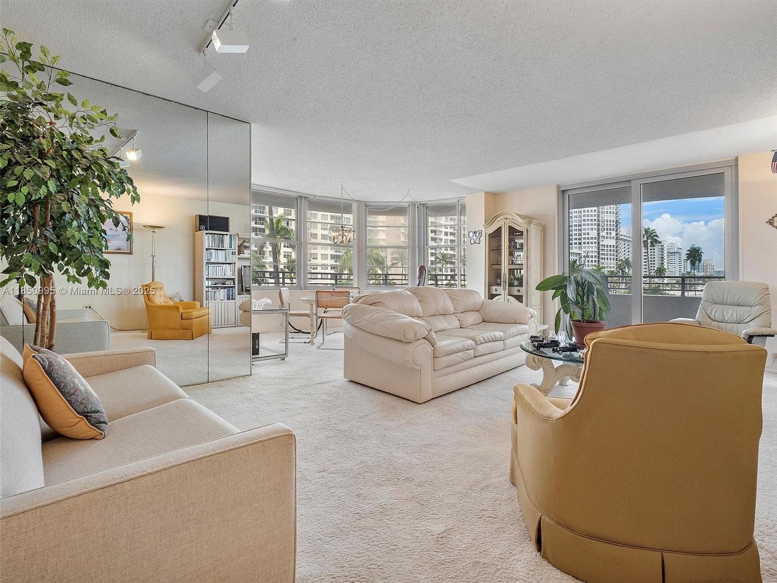 5555 Collins Ave # 4S, Miami Beach FL 33140 — 5
