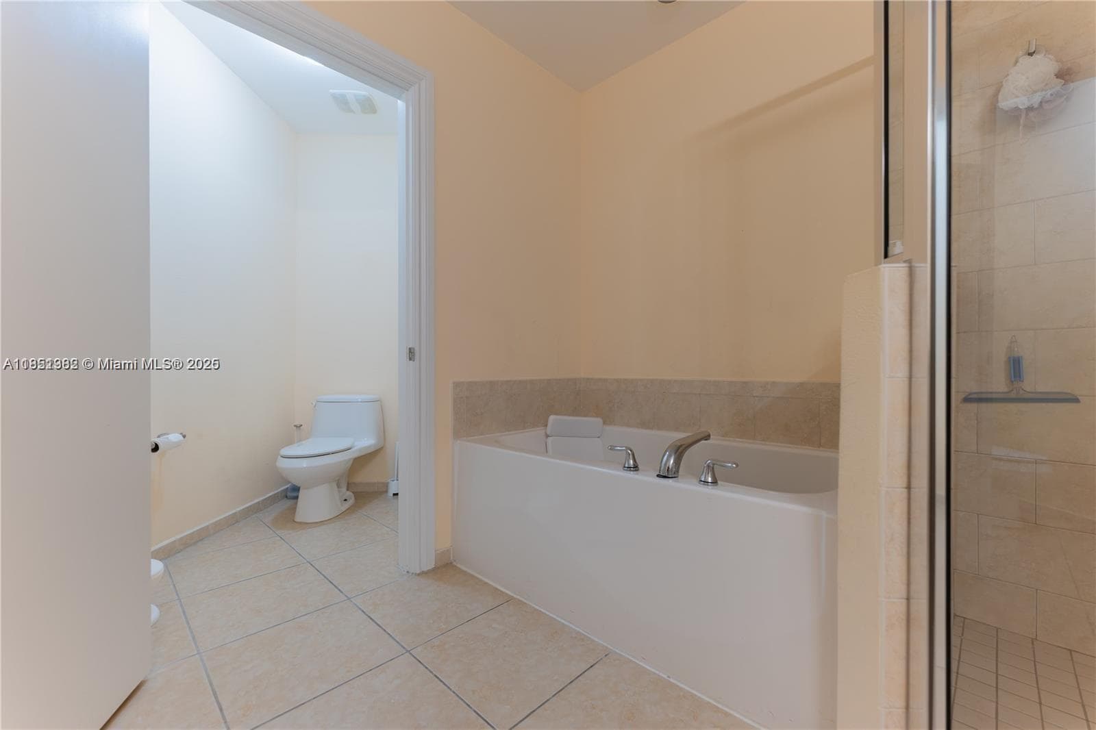 3001 NE 185th St # 710, Aventura FL 33180 — 36