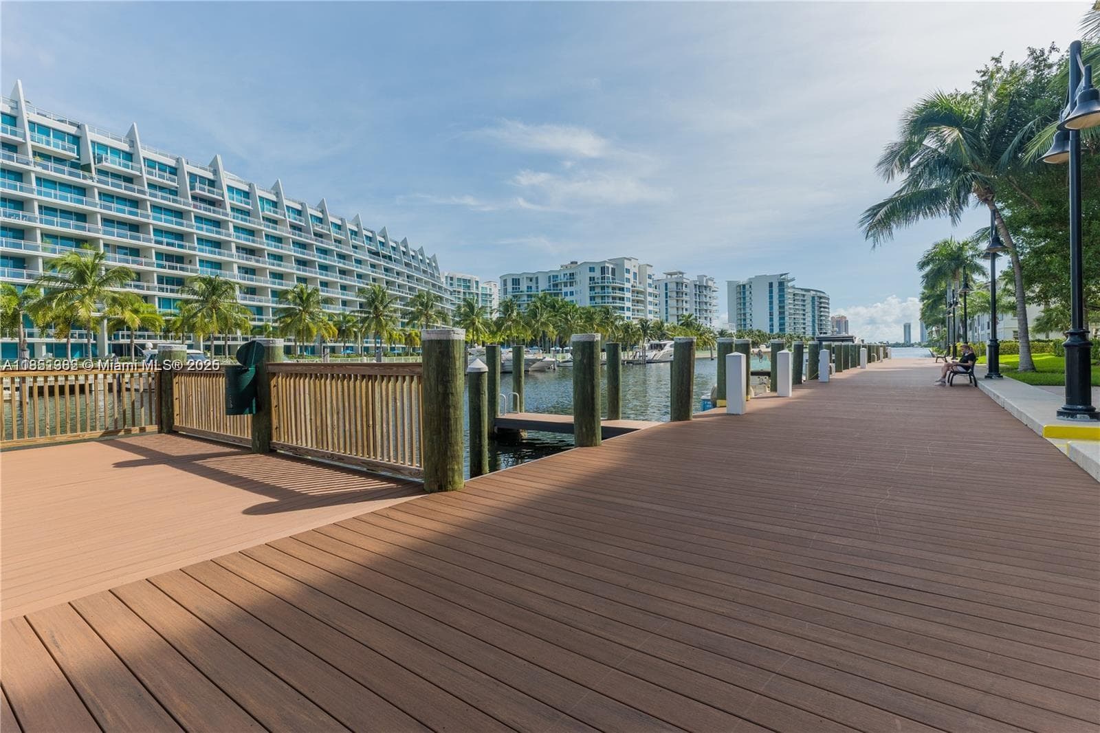 3001 NE 185th St # 710, Aventura FL 33180 — 55