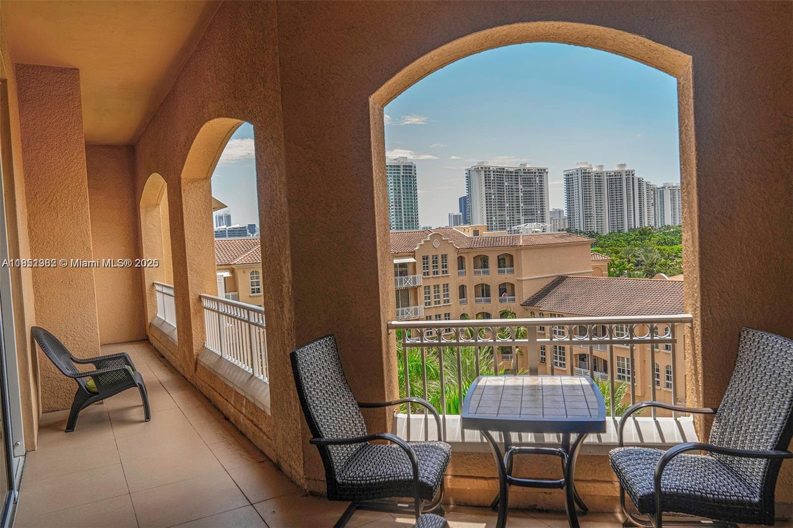 3001 NE 185th St # 710, Aventura FL 33180 — 11