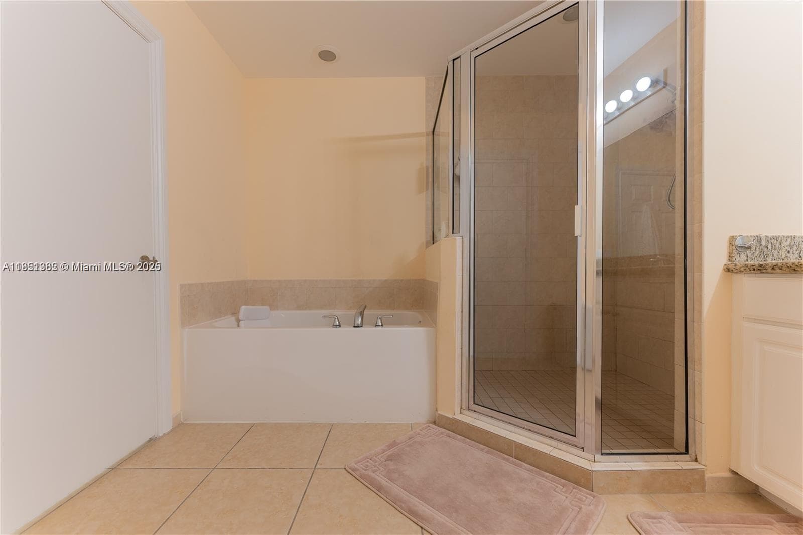 3001 NE 185th St # 710, Aventura FL 33180 — 35