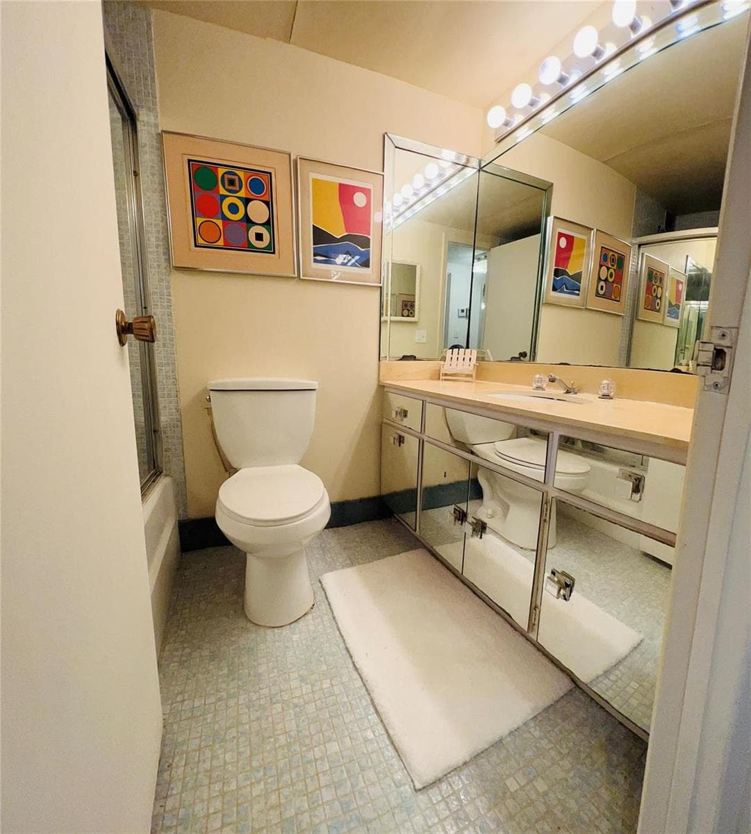 800 NE 195th Street # 307, Miami FL 33179 — 52