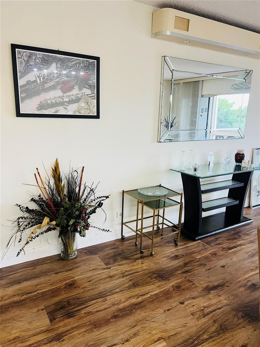 800 NE 195th Street # 307, Miami FL 33179 — 16