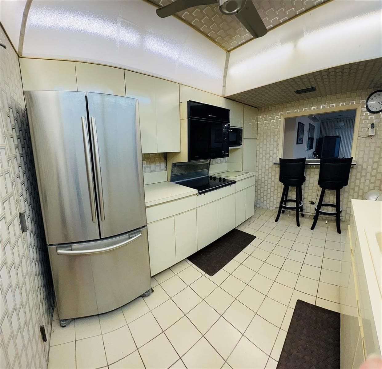 800 NE 195th Street # 307, Miami FL 33179 — 25