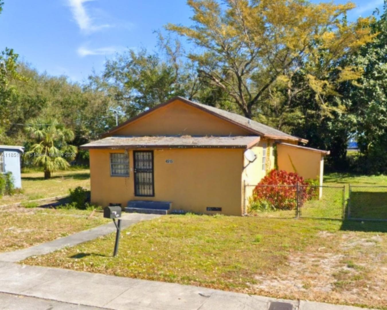 4501 NW 33rd Ave, Miami FL 33142 — 3
