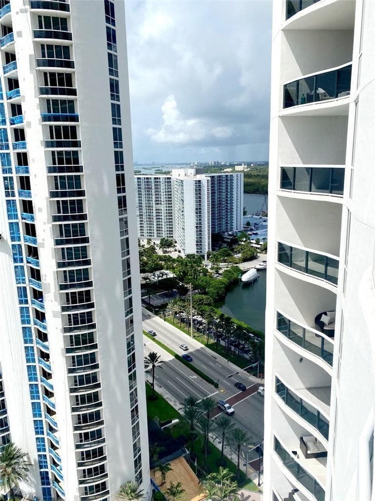 16001 Collins Avenue # 2207, Sunny Isles Beach FL 33160 — 6