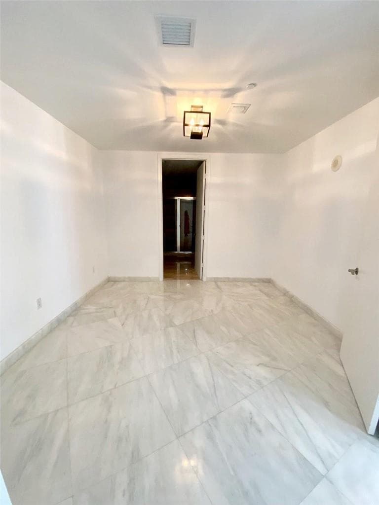 16001 Collins Avenue # 2207, Sunny Isles Beach FL 33160 — 22