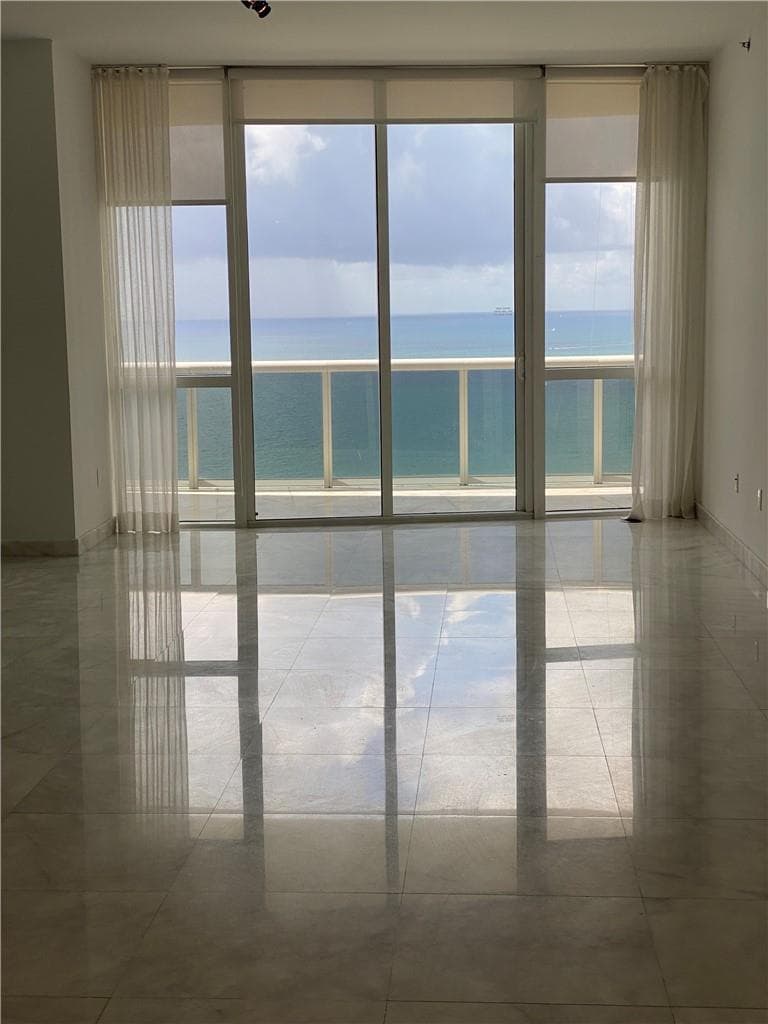 16001 Collins Avenue # 2207, Sunny Isles Beach FL 33160 — 10