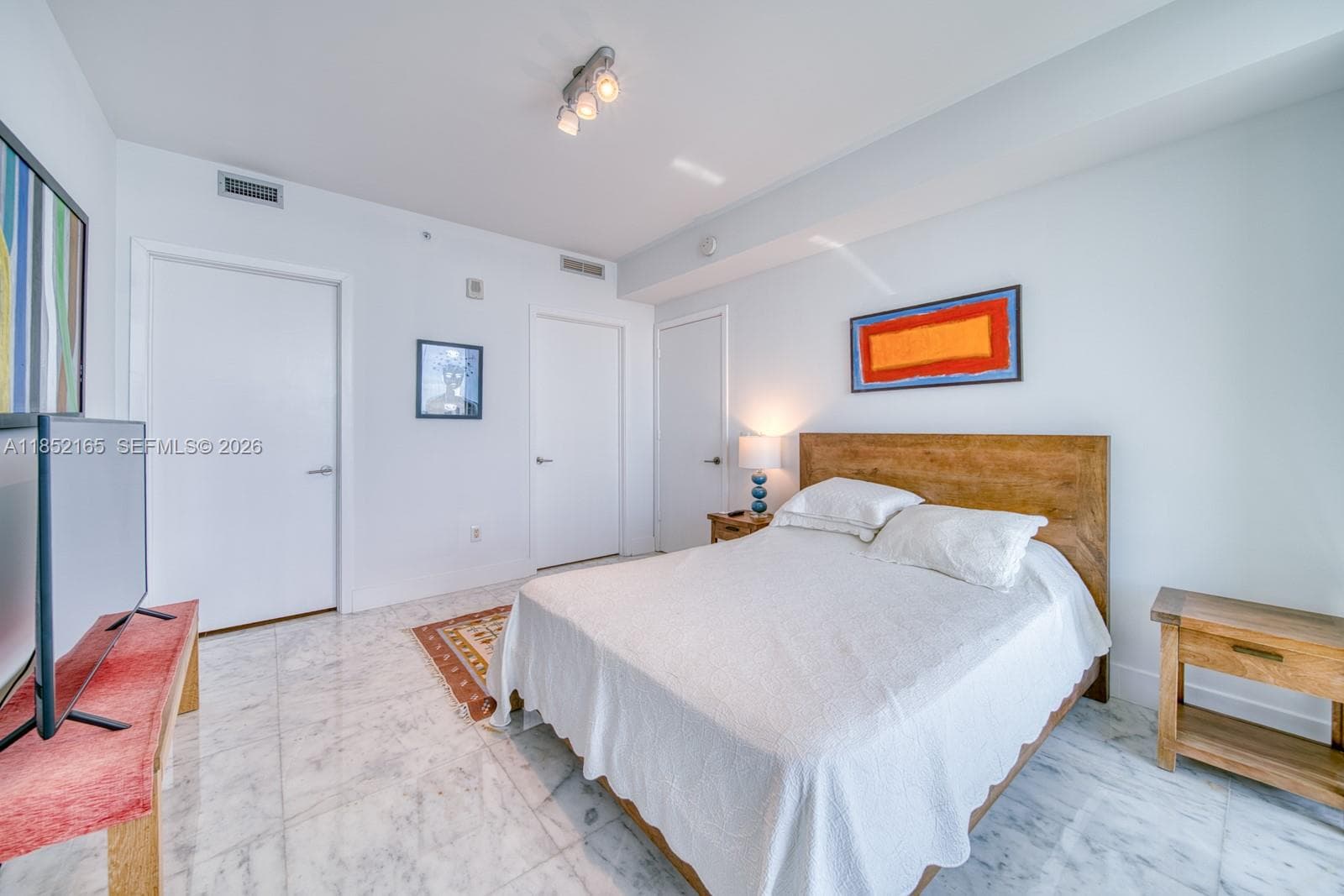 2900 NE 7th Ave # 405, Miami FL 33137 — 26