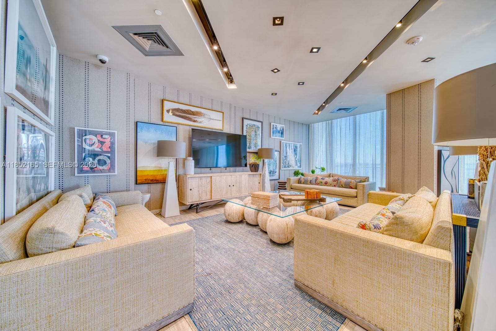 2900 NE 7th Ave # 405, Miami FL 33137 — 36