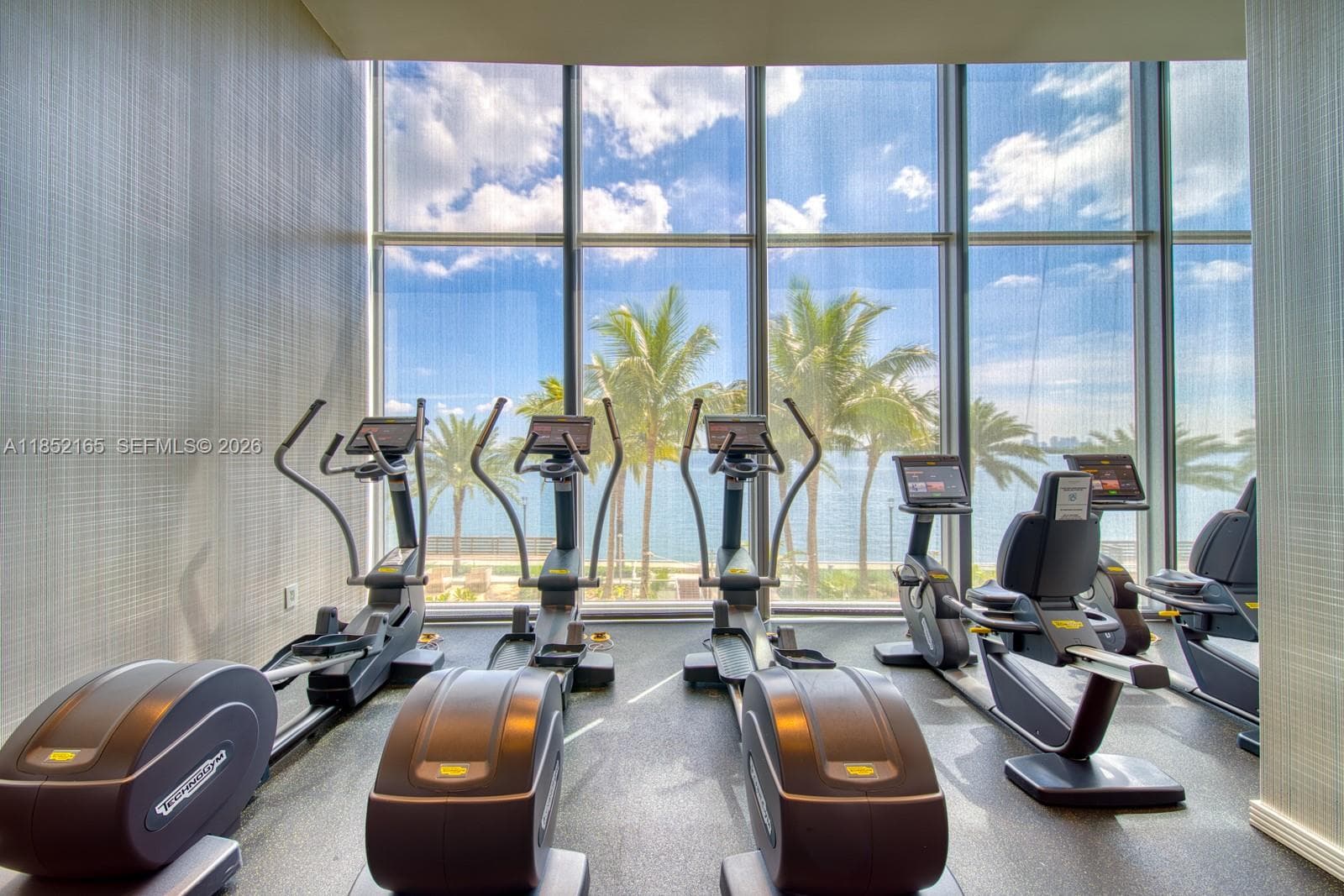 2900 NE 7th Ave # 405, Miami FL 33137 — 32