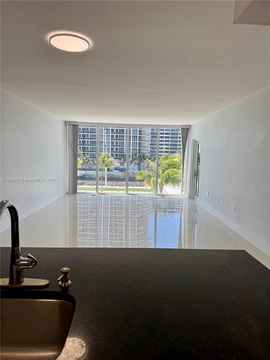 10275 Collins Ave # 316, Bal Harbour FL 33154 — 7