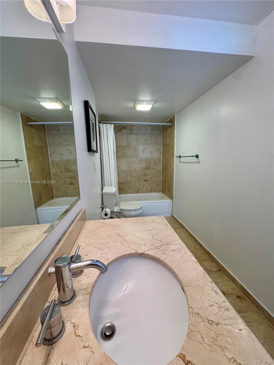 10275 Collins Ave # 316, Bal Harbour FL 33154 — 20