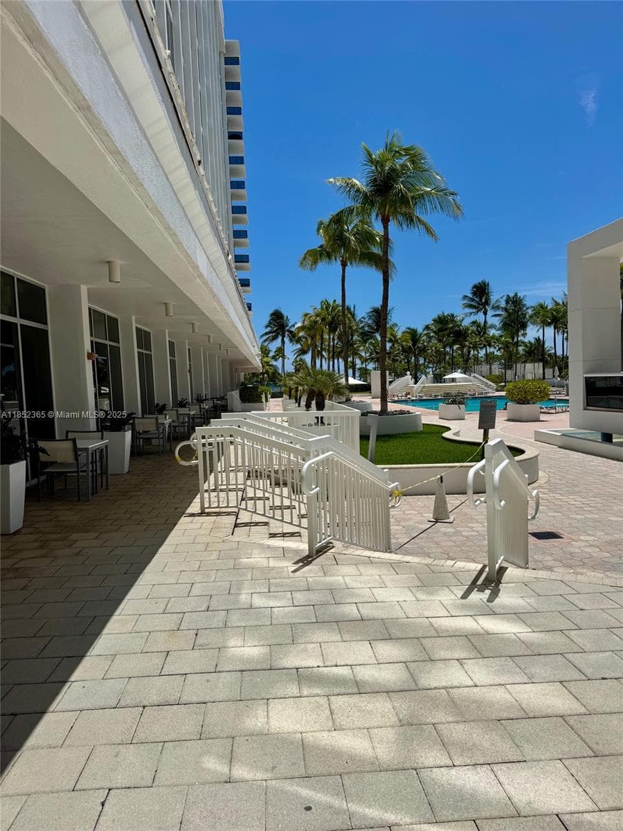 10275 Collins Ave # 316, Bal Harbour FL 33154 — 34