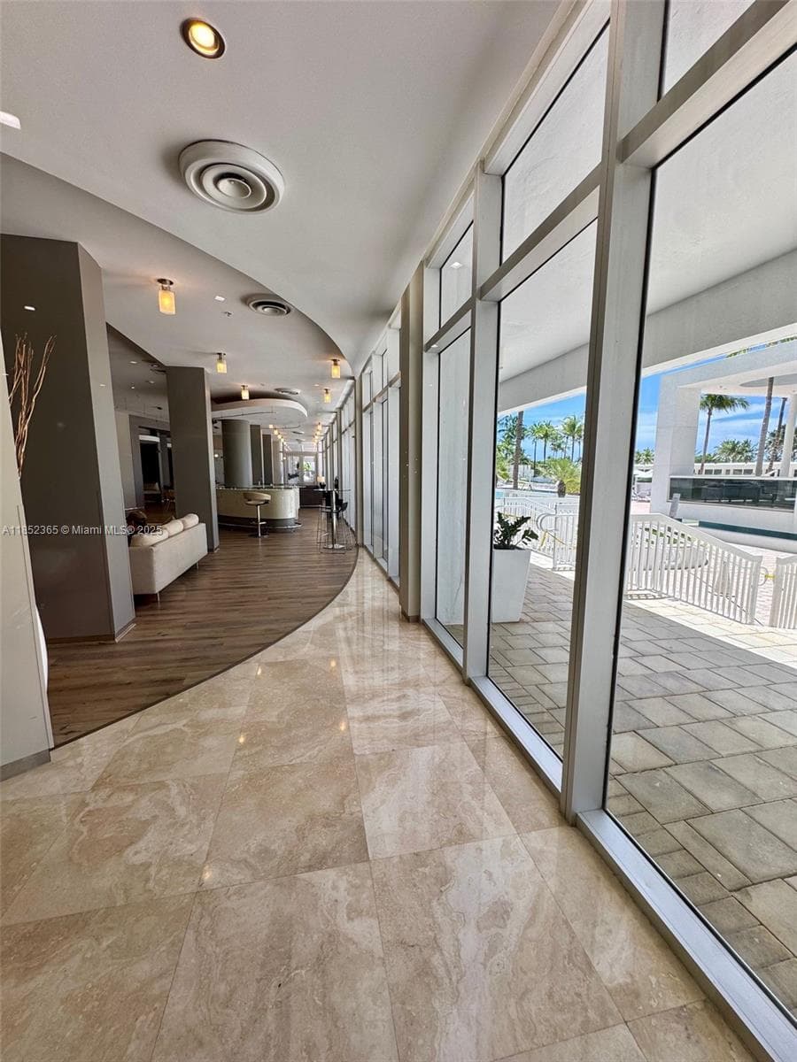 10275 Collins Ave # 316, Bal Harbour FL 33154 — 38