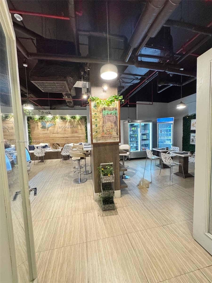 10275 Collins Ave # 316, Bal Harbour FL 33154 — 41