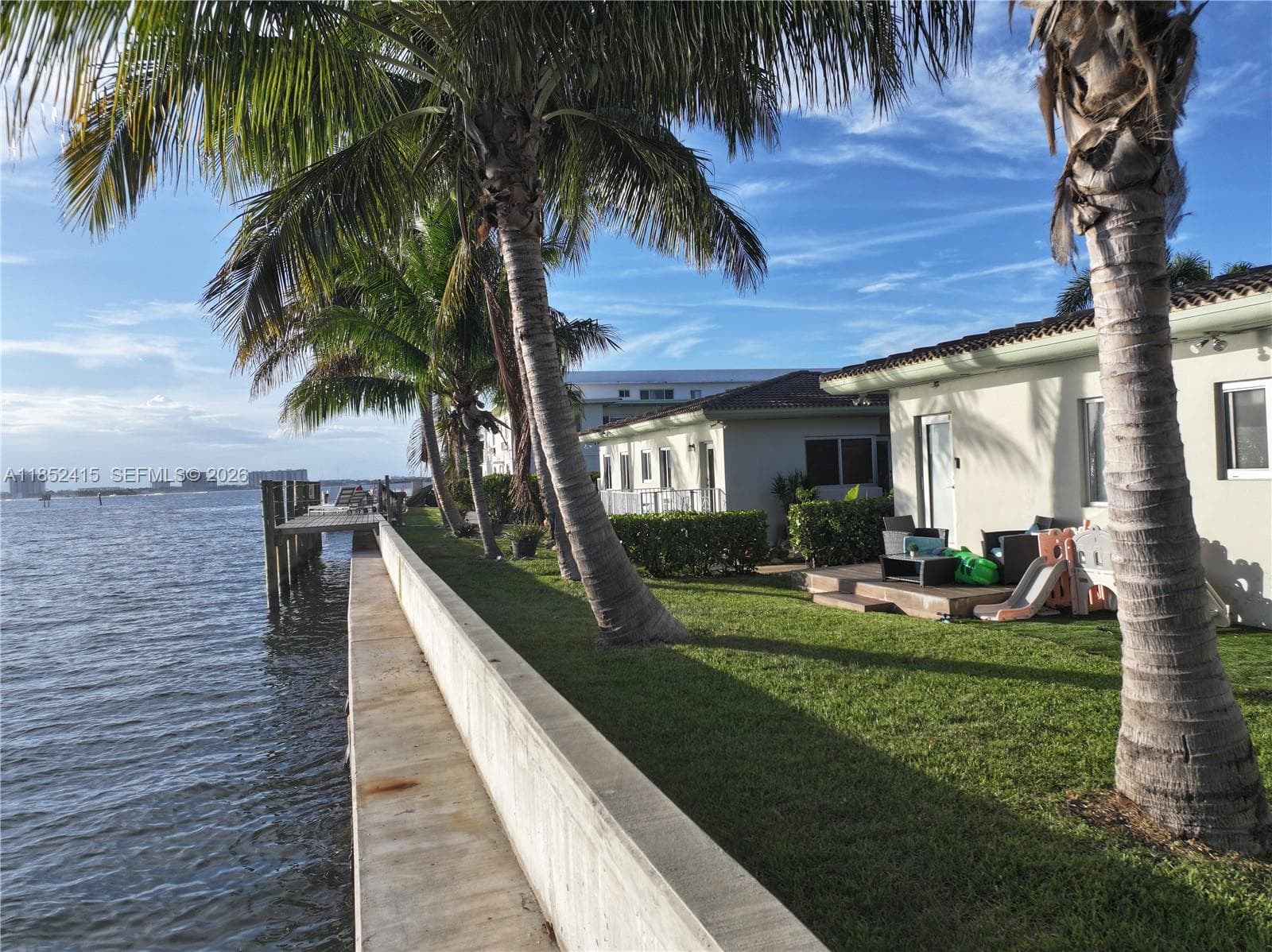 2200 Bay Dr # 3, Miami Beach FL 33141 — 7