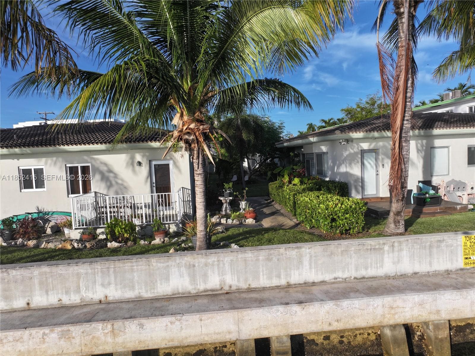 2200 Bay Dr # 3, Miami Beach FL 33141 — 20