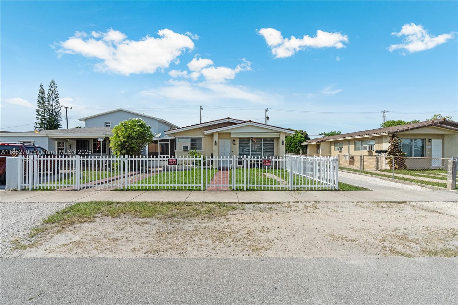 9311 SW 37th St, Miami FL 33165 — 2