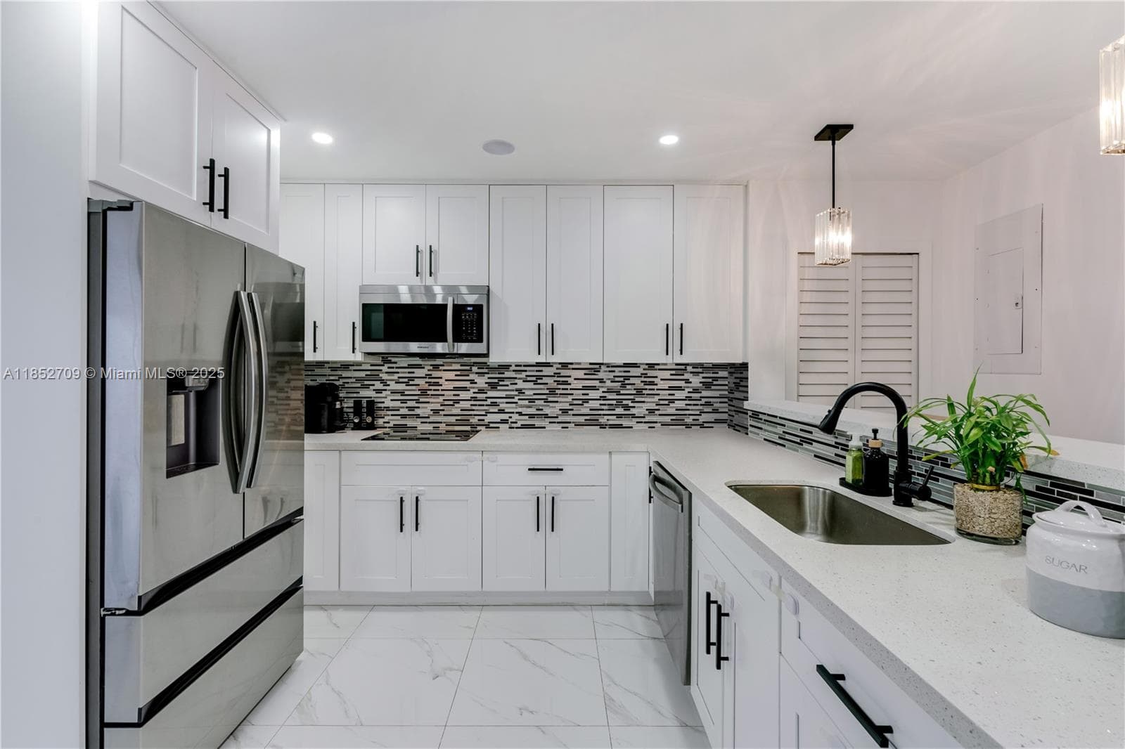 9311 SW 37th St, Miami FL 33165 — 17
