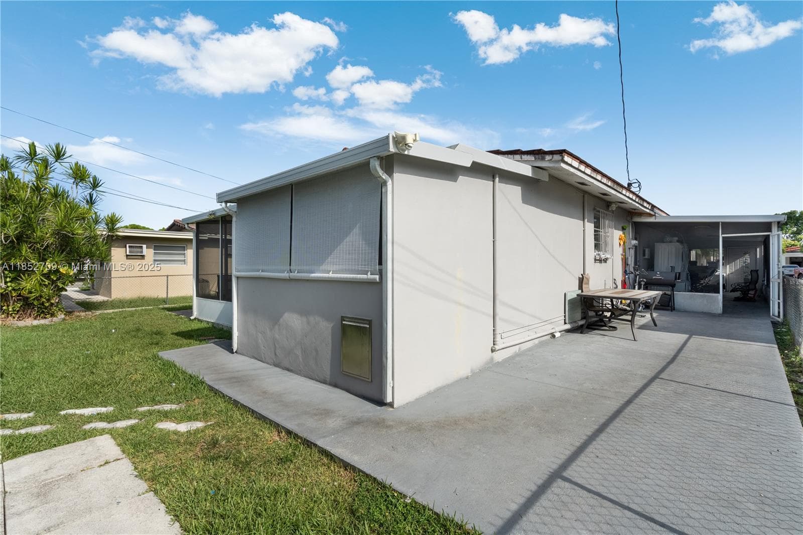 9311 SW 37th St, Miami FL 33165 — 30