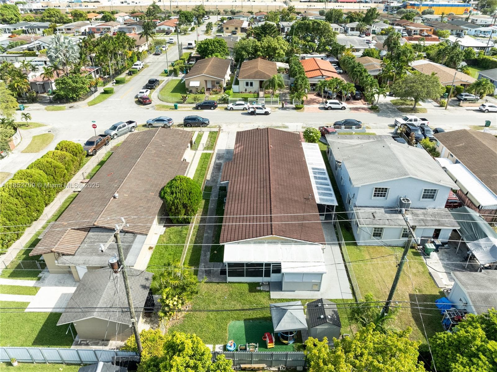 9311 SW 37th St, Miami FL 33165 — 33