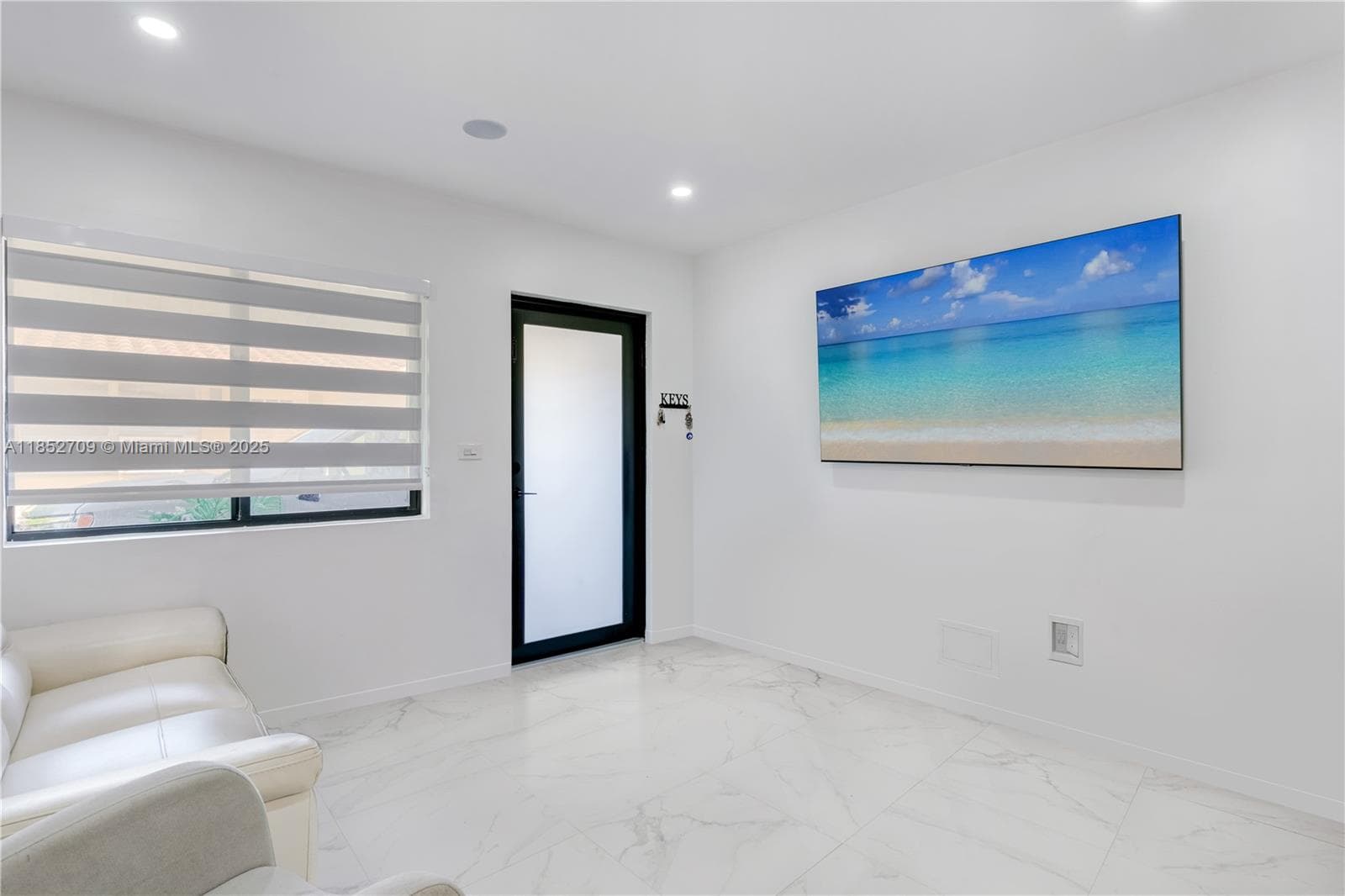 9311 SW 37th St, Miami FL 33165 — 14