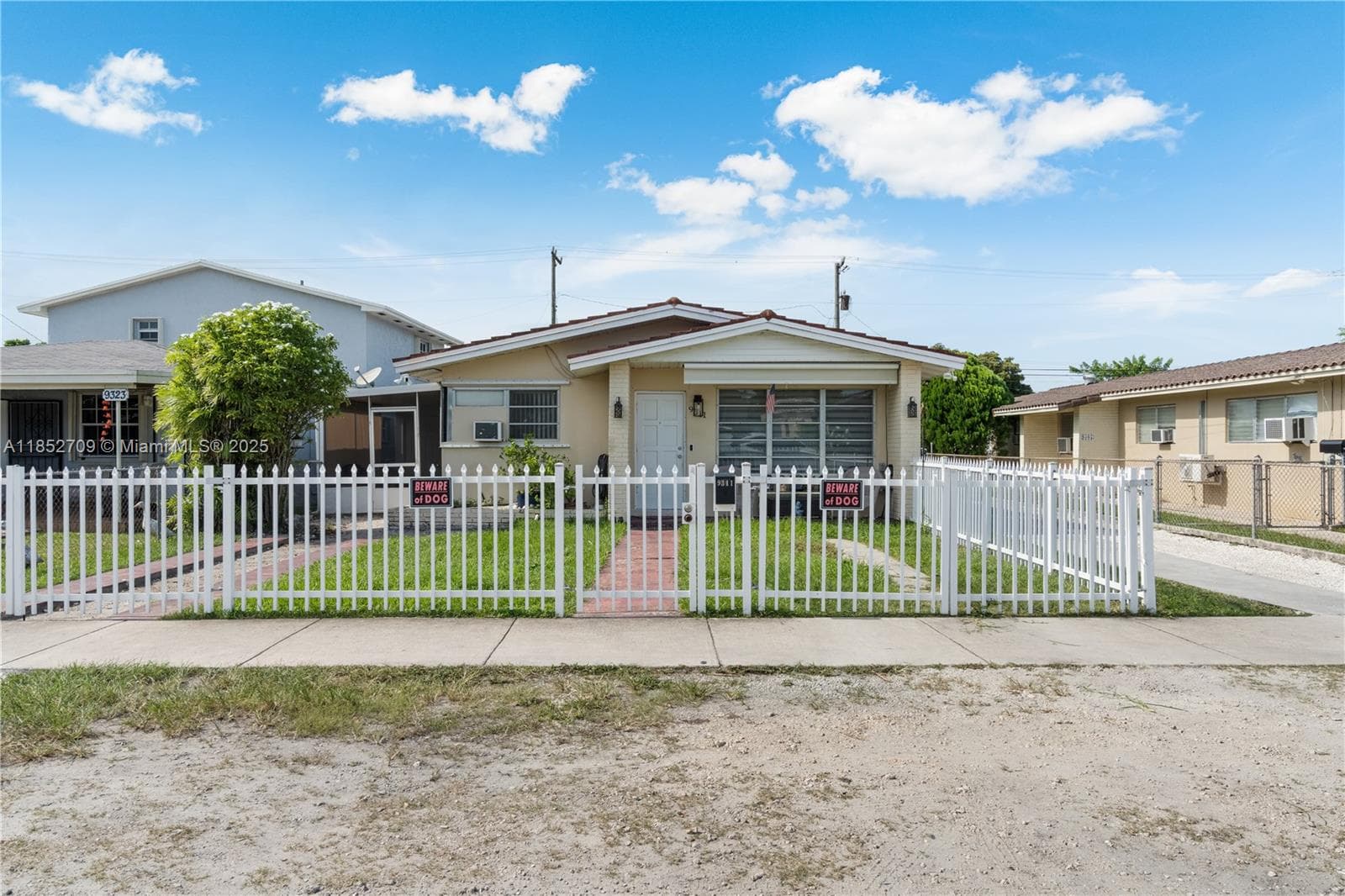 9311 SW 37th St, Miami FL 33165 — 39