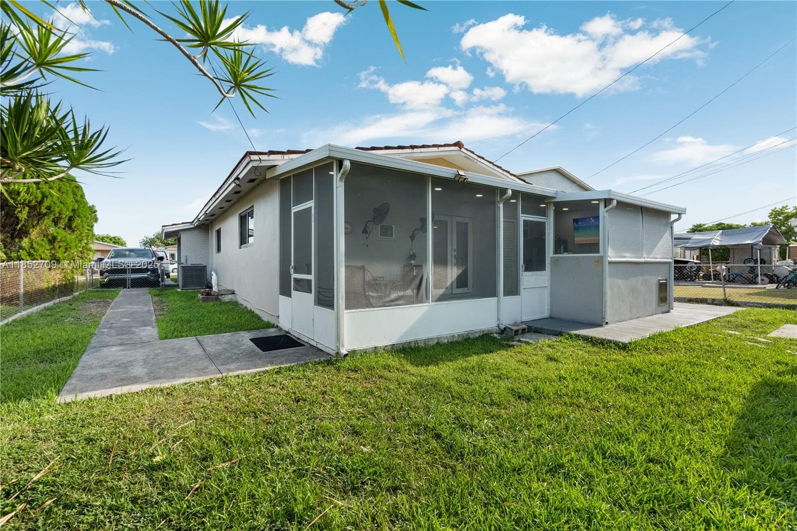 9311 SW 37th St, Miami FL 33165 — 29