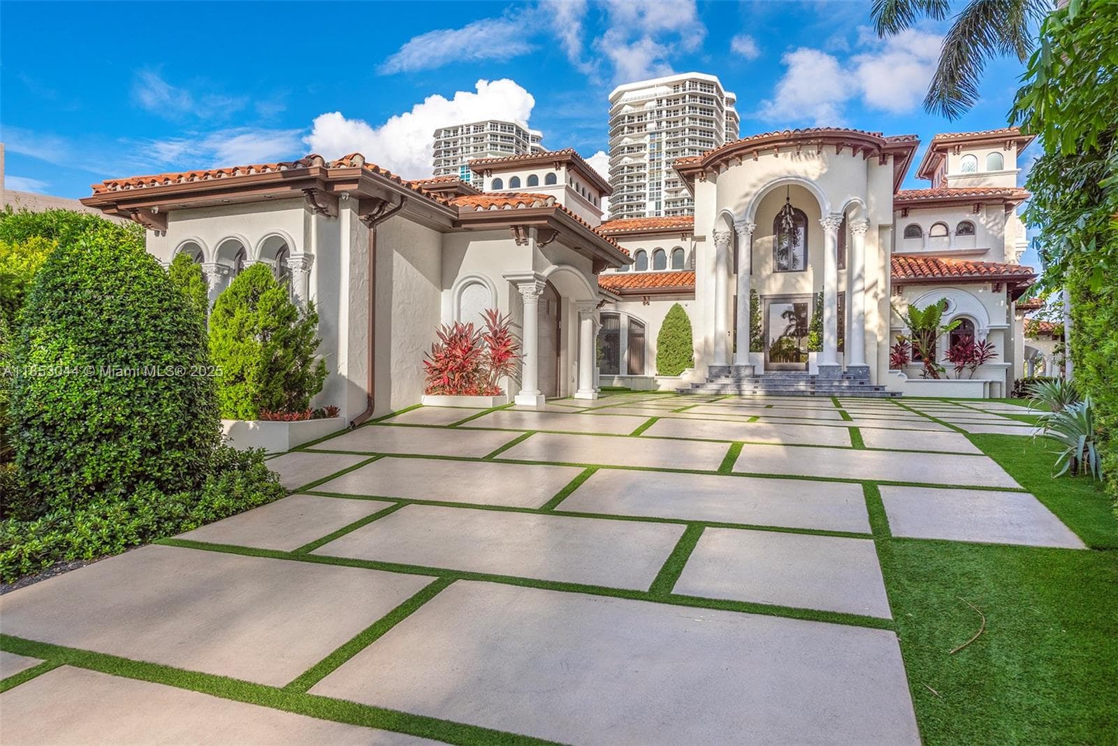 498 N Parkway Pkwy # 498, Golden Beach FL 33160 — 92
