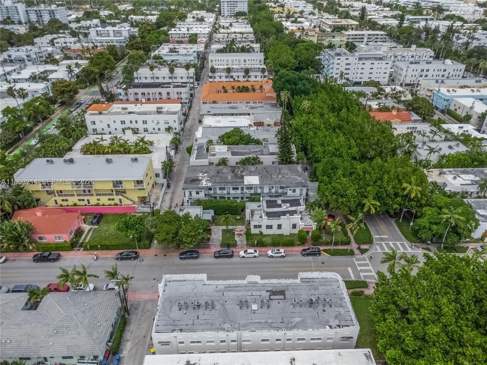 810 7th St # 107, Miami Beach FL 33139 — 27