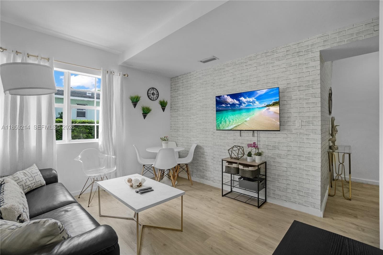 810 7th St # 107, Miami Beach FL 33139 — 1