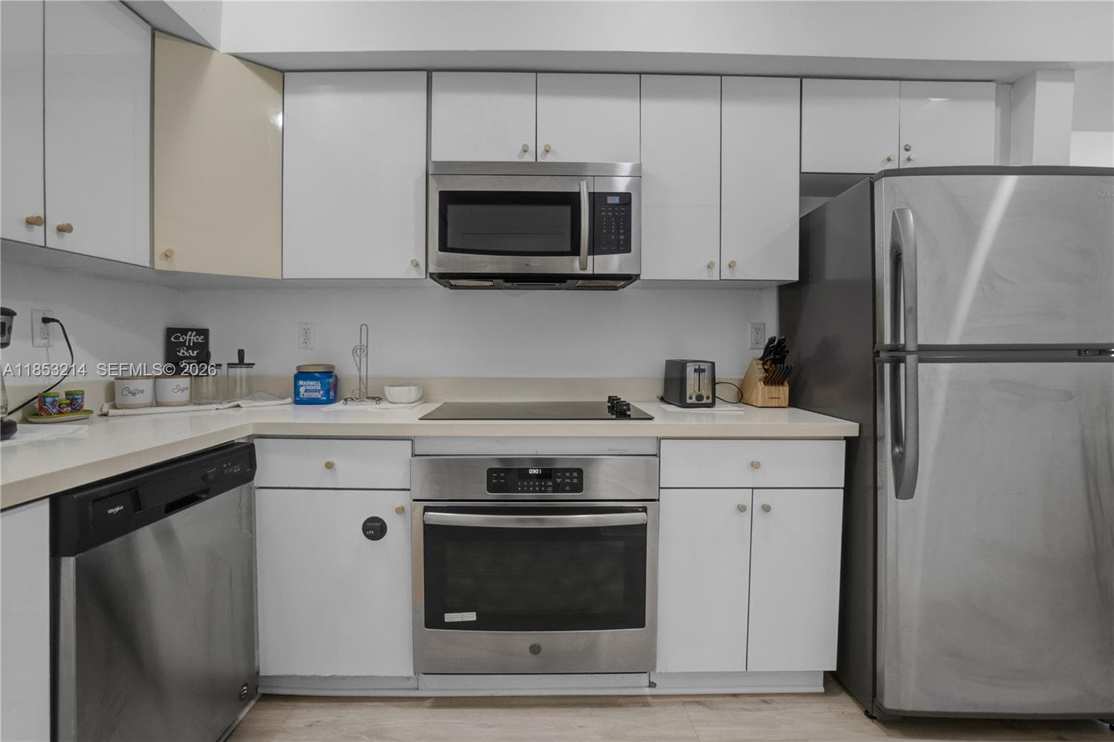 810 7th St # 107, Miami Beach FL 33139 — 15
