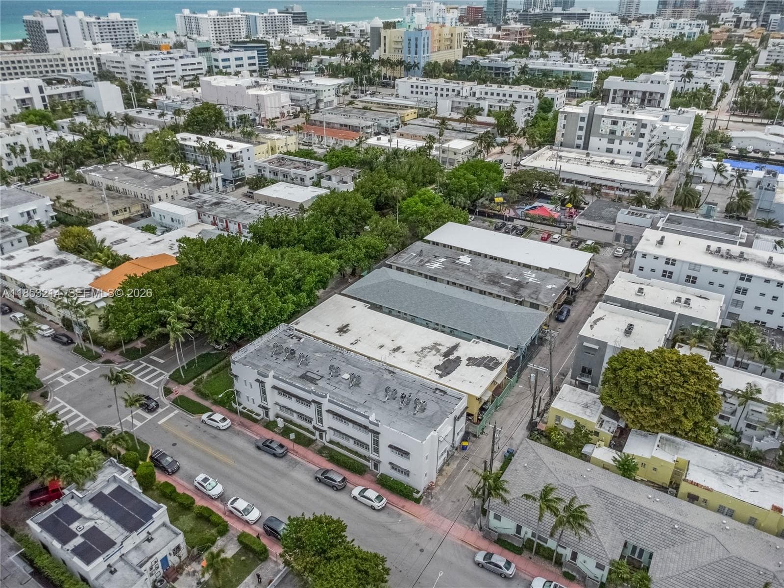 810 7th St # 107, Miami Beach FL 33139 — 25