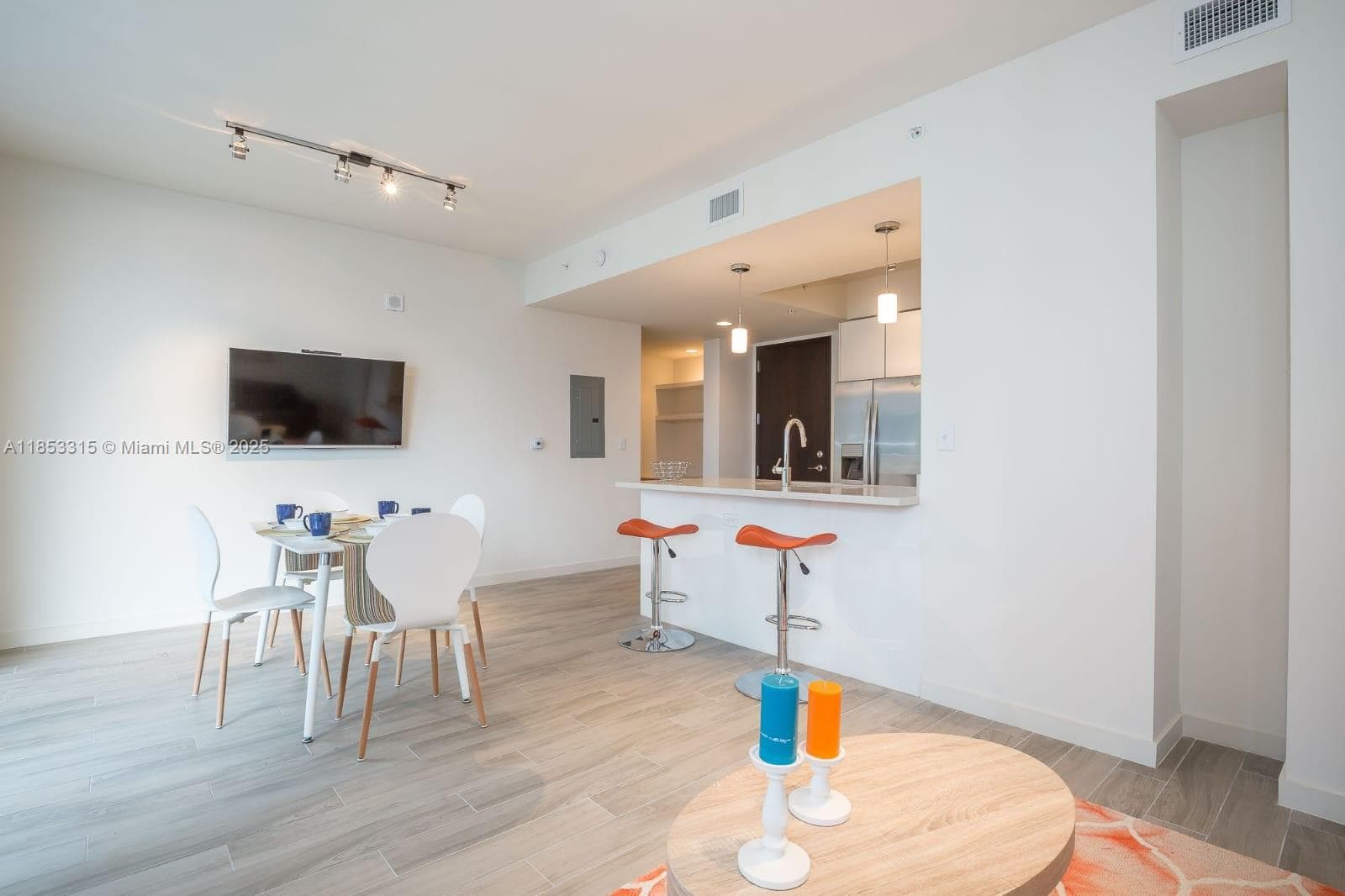 999 SW 1st Ave # 1715, Miami FL 33130 — 8