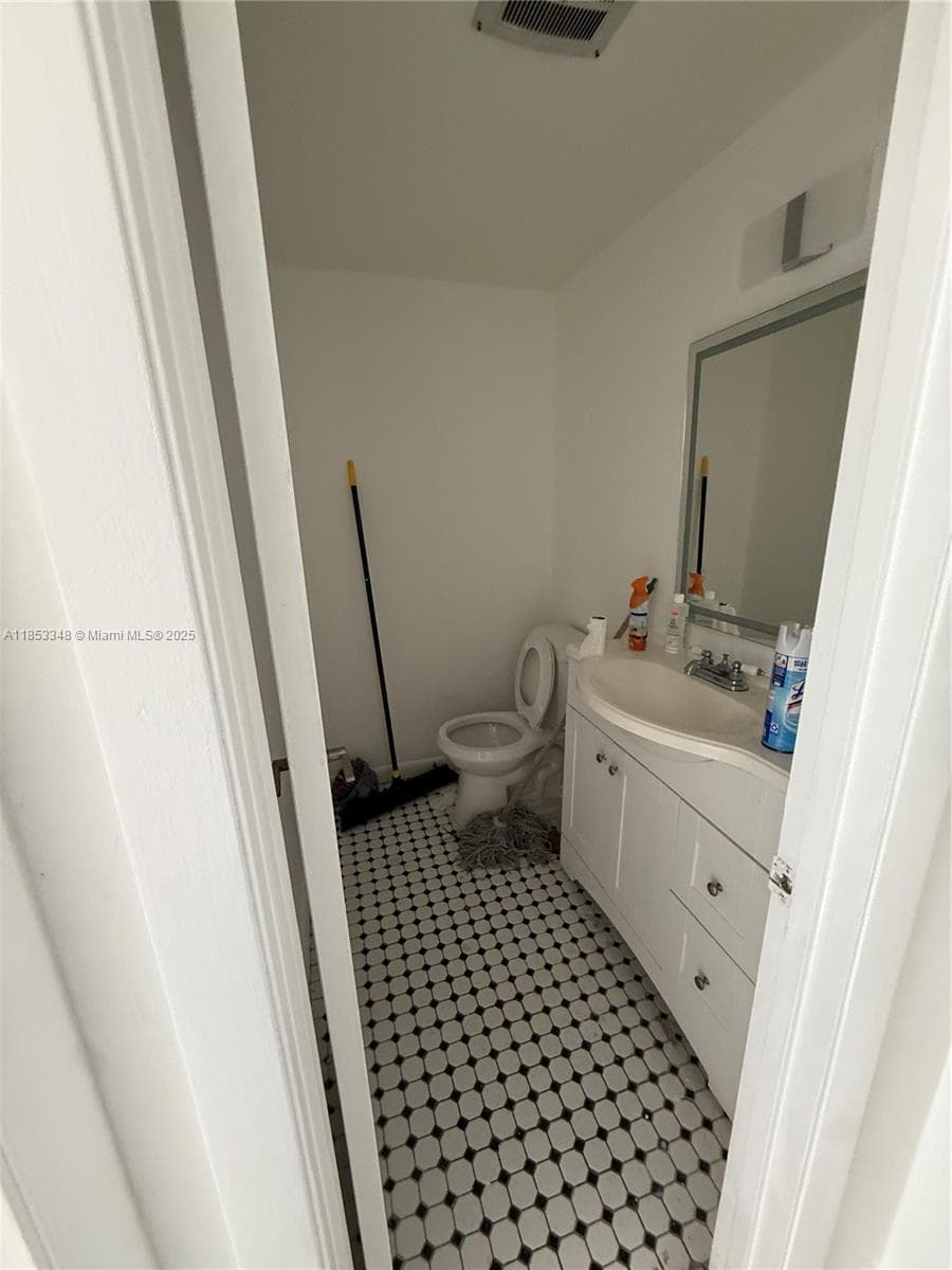 NE 125th st NE 125th St, North Miami FL 33161 — 2