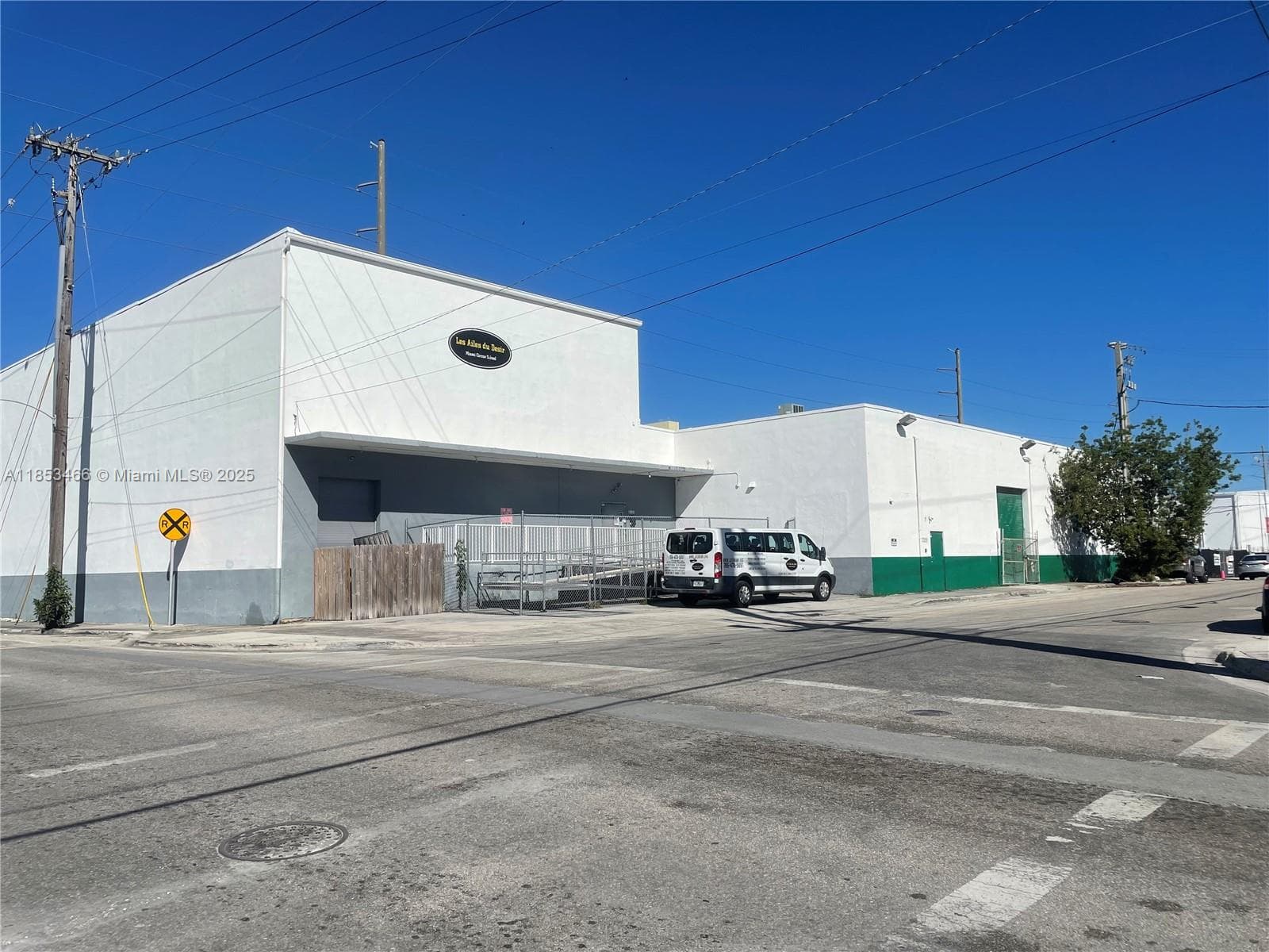 1395 NW 22nd St, Miami FL 33142 — 4