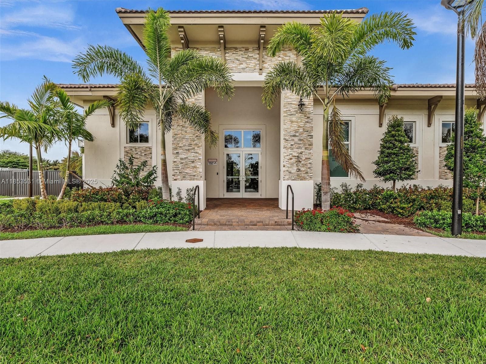 12929 NW 24th Ave, Miami FL 33167 — 62
