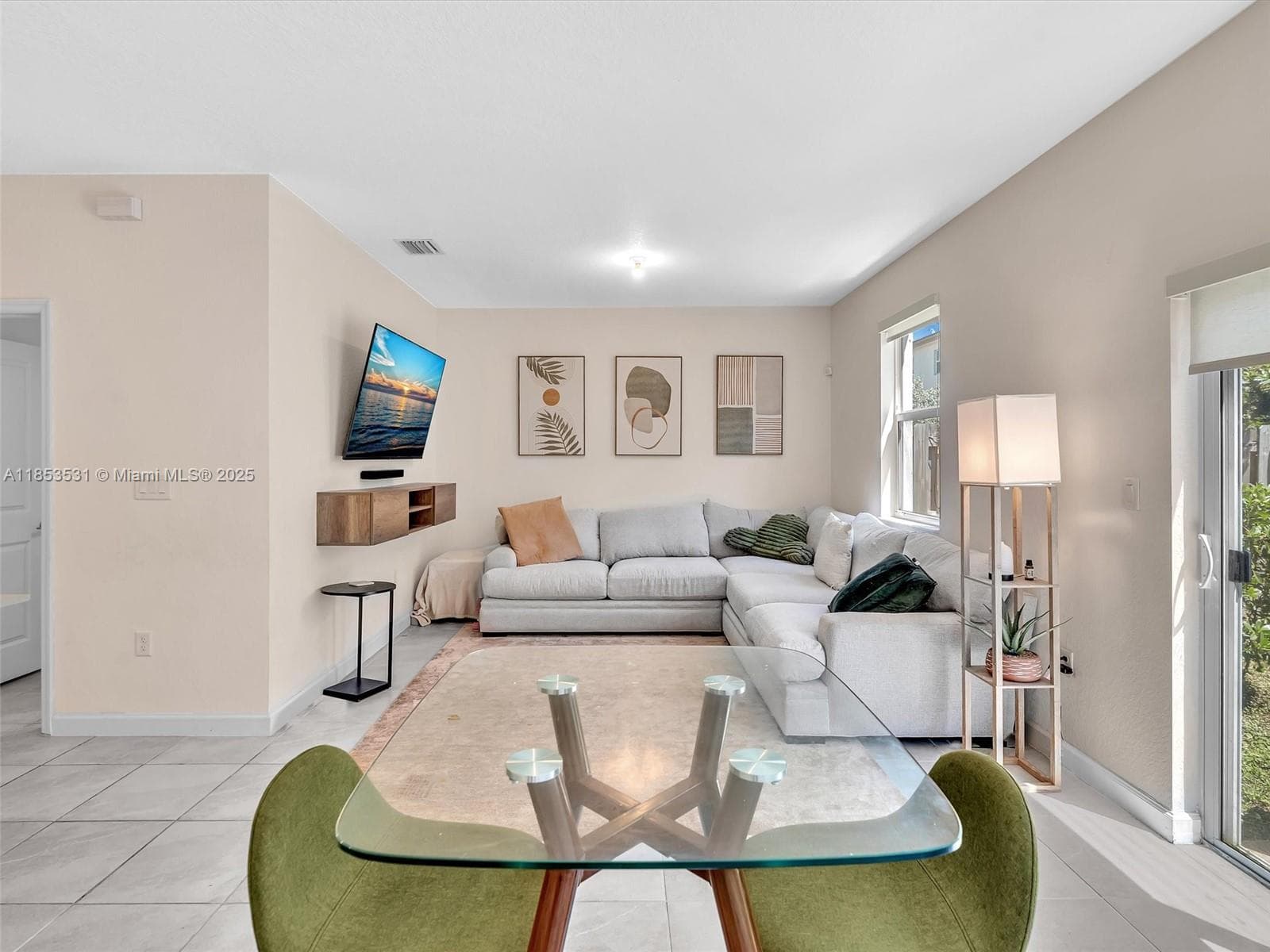 12929 NW 24th Ave, Miami FL 33167 — 32